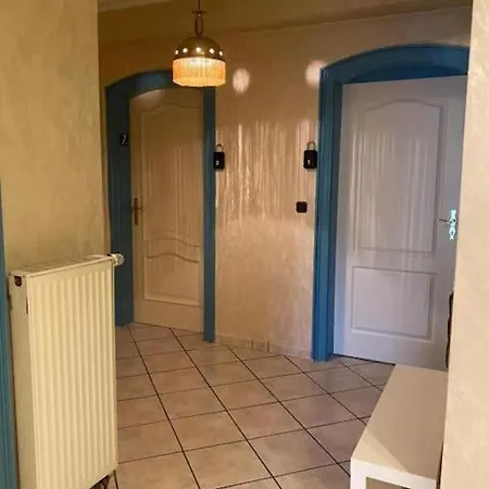 Appartamento Central 3 Bedroom Apartment, Friesenstr *