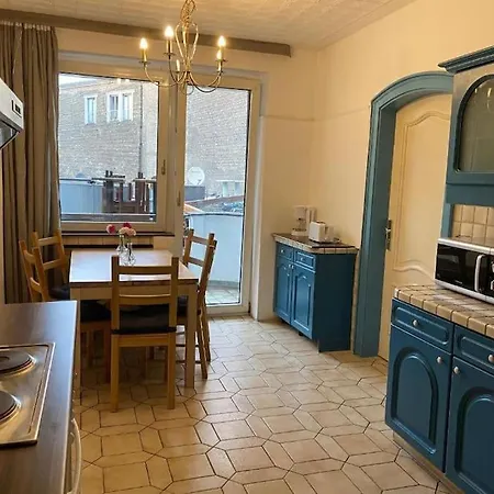Central 3 Bedroom Apartment, Friesenstr Appartamento Colonia
