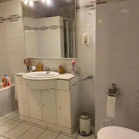 Appartamento Central 3 Bedroom Apartment, Friesenstr *