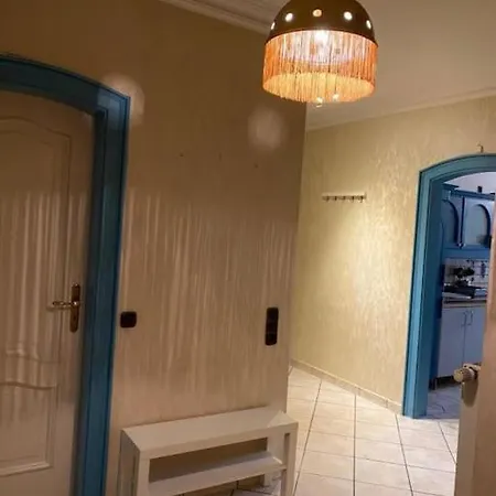 Appartamento Central 3 Bedroom Apartment, Friesenstr Colonia
